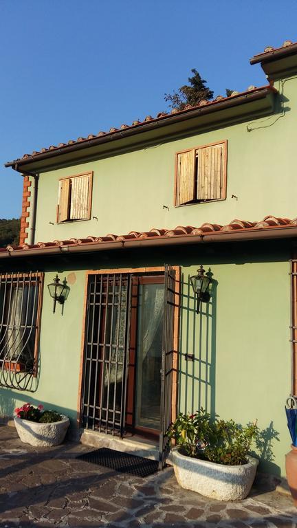 Casetta Verde Guest House Vaiano  ภายนอก รูปภาพ